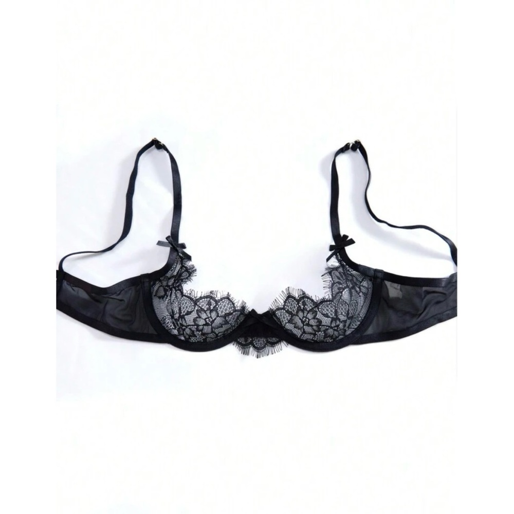 Very sexy lace bra, 1/4 cup - M